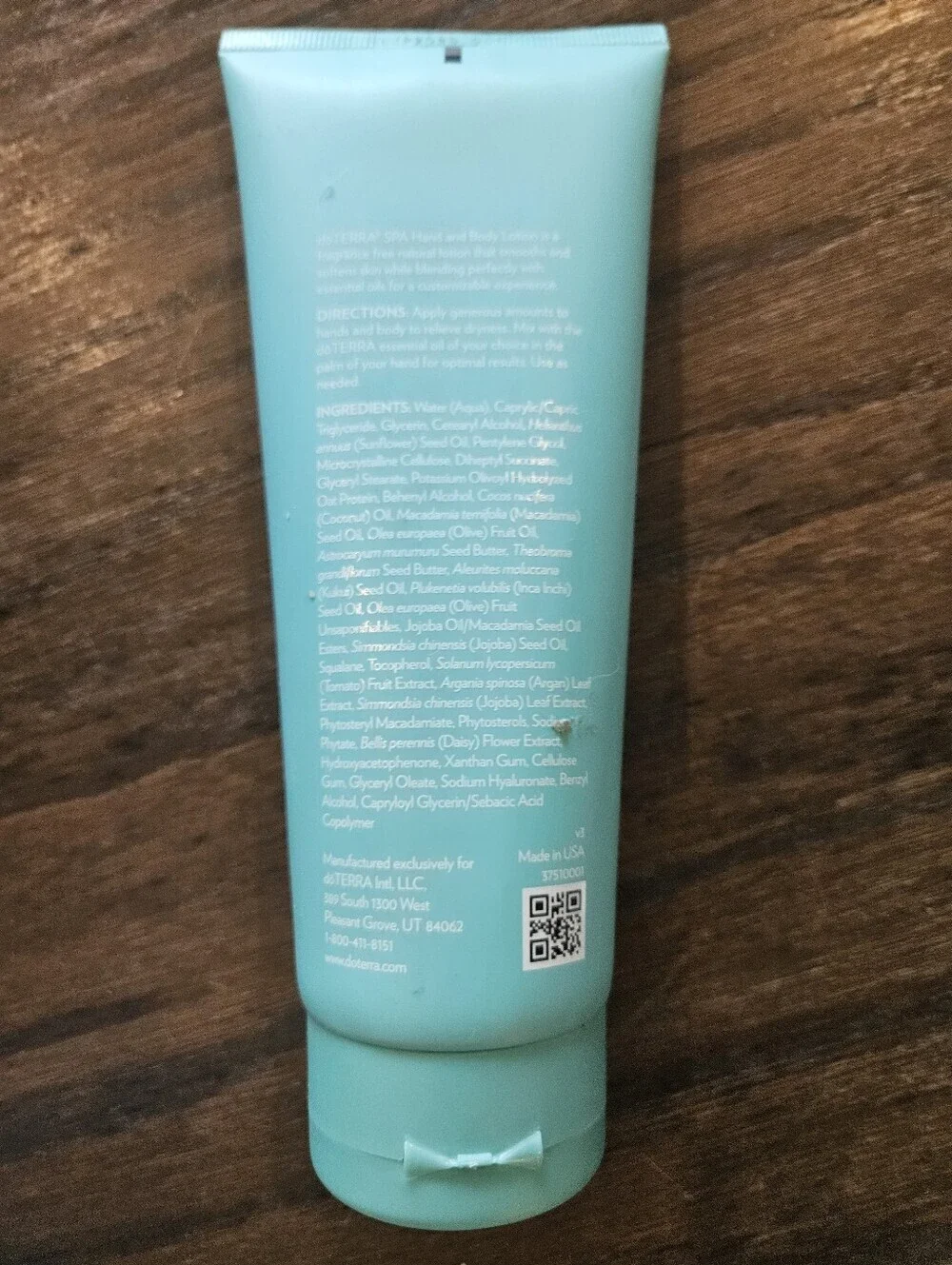 Doterra Spa Hand & Body Lotion - Aqua with Yellow Accent